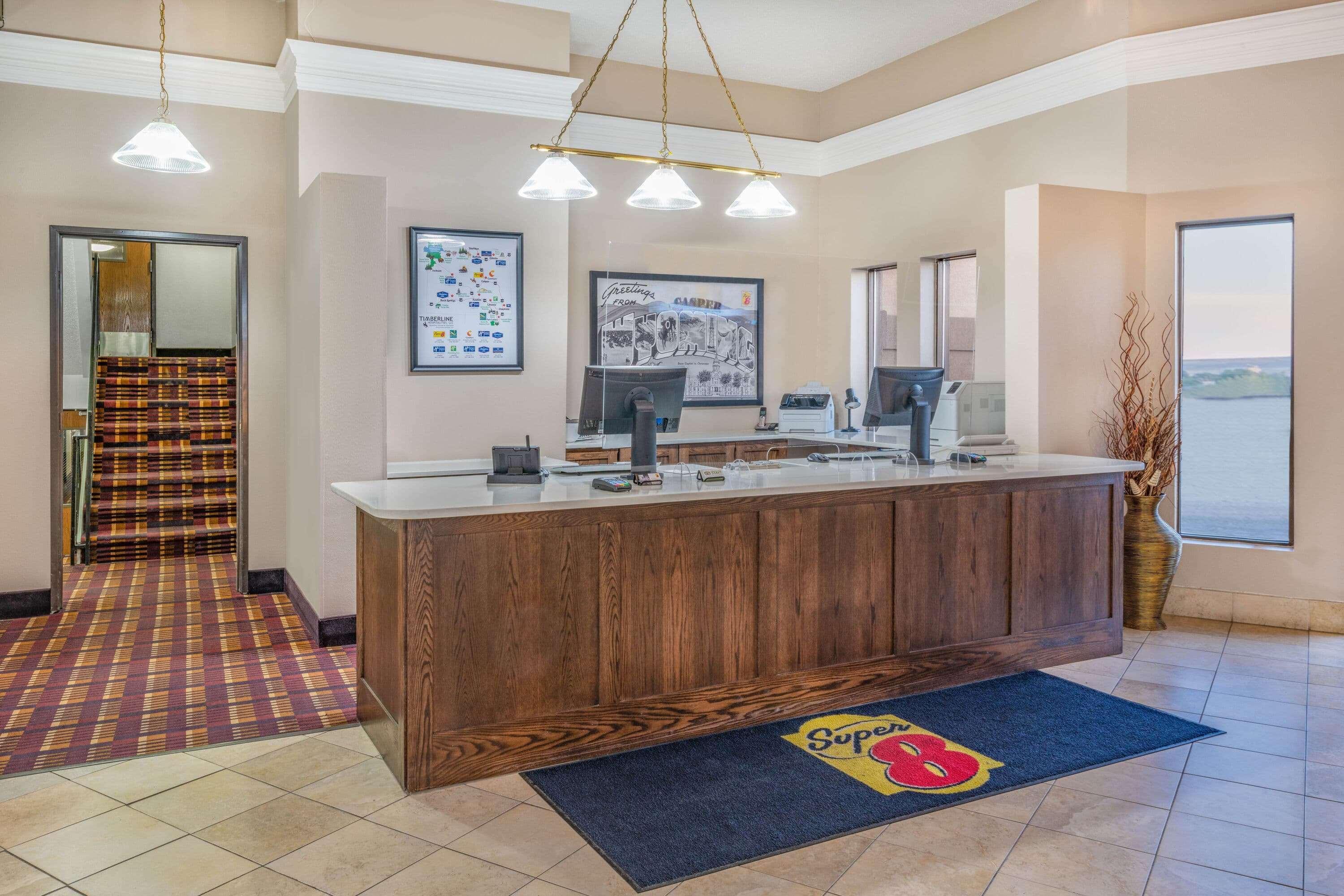Super 8 By Wyndham Casper West By The River Extérieur photo